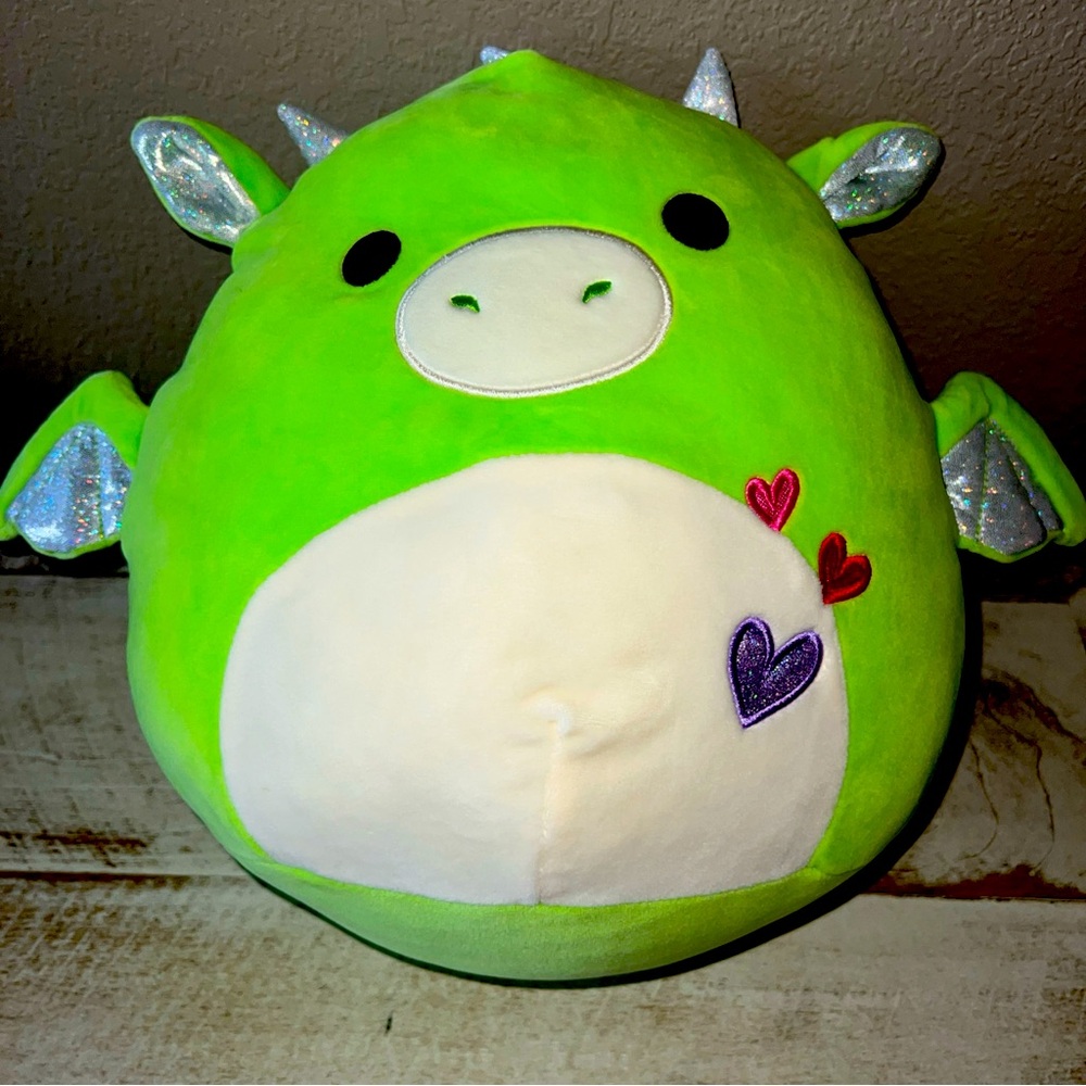 Desmund the Dragon 12’ Valentines Squishmallow
Preowned Green